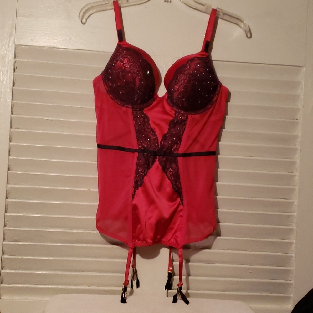 ADORE ME Intimates